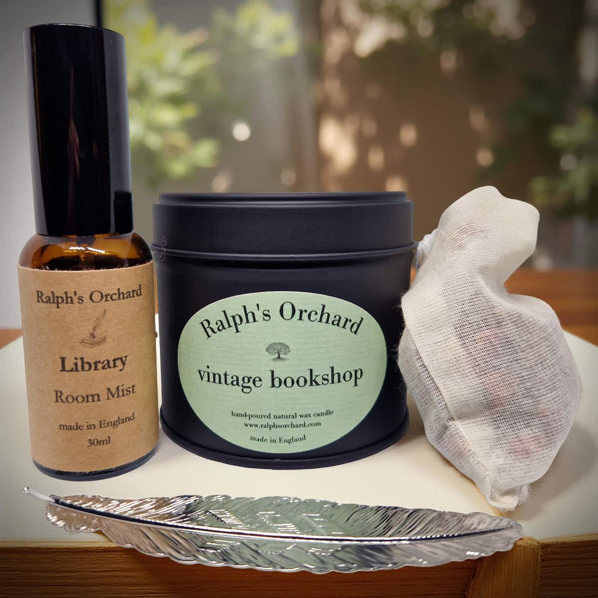 Bookish Evening Gift Set-1