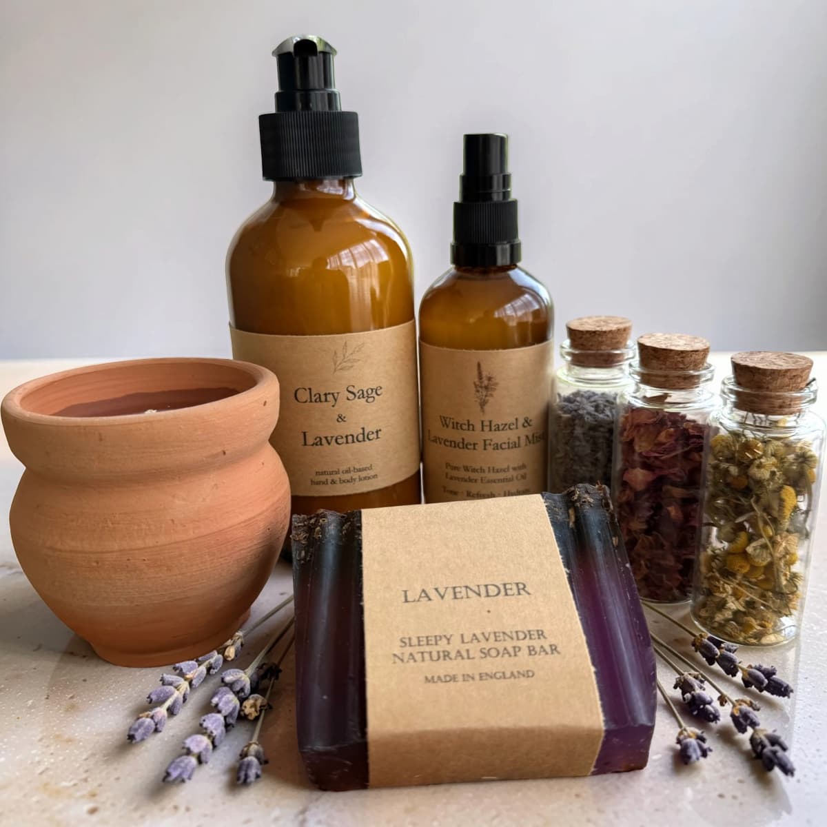 The Lavender Botanical Gift Set-1
